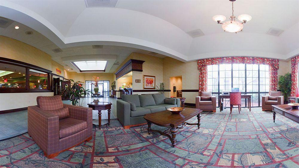 Holiday Inn Lumberton By Ihg Buitenkant foto